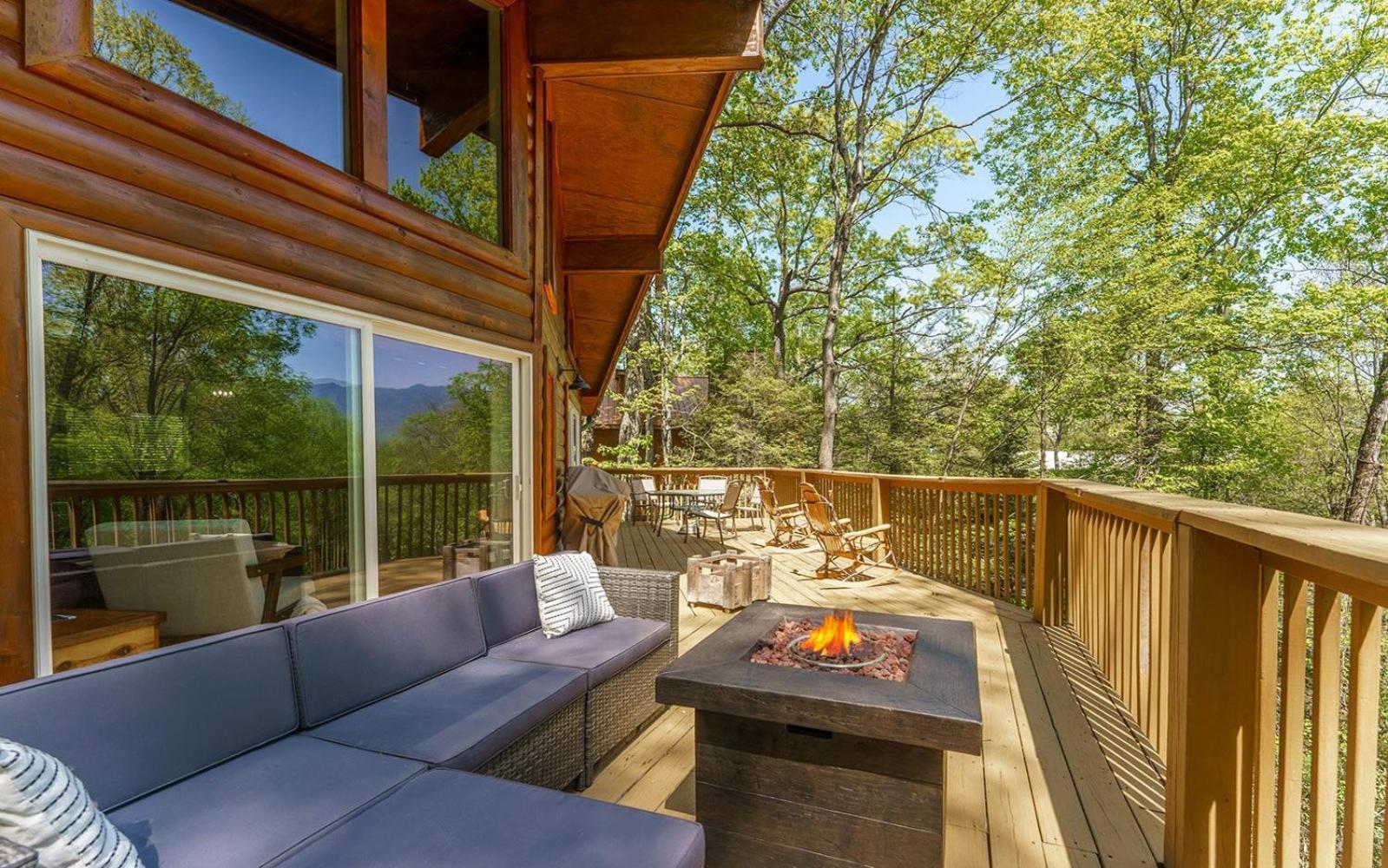 Grand Ole Chalet - Mt Viewsfireplacefirepitarcade Gatlinburg Dış mekan fotoğraf